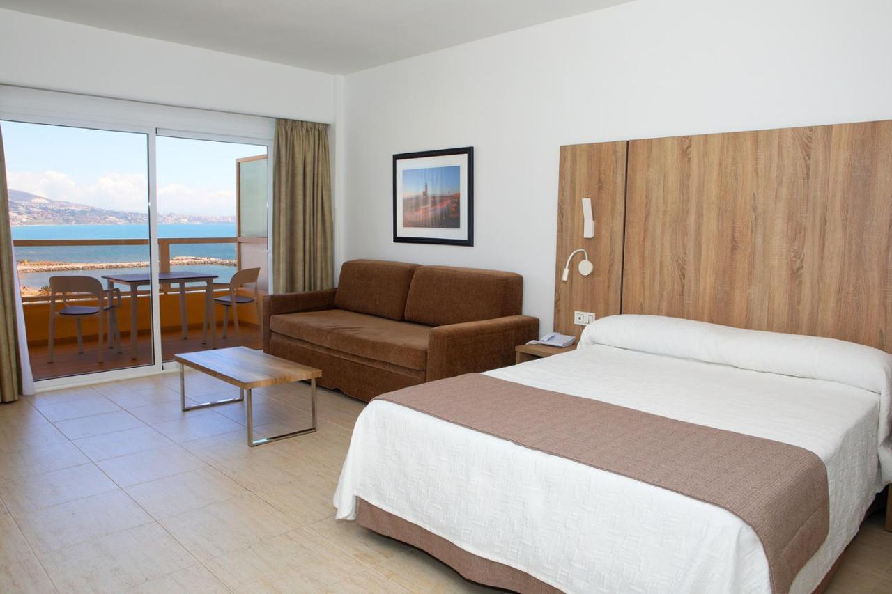 Studio Supérieur avec Vue Latérale sur la Mer