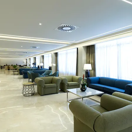 Hotel Apartamentos Pyr Fuengirola-2